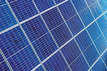 Solární panely odcházejí překvapivě rychle a záruky nefungují, říká expert